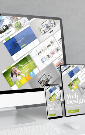 Grafische Darstellung einer Website jeweils auf dem Desktop PC , dem Tablet sowie dem Smartphone.